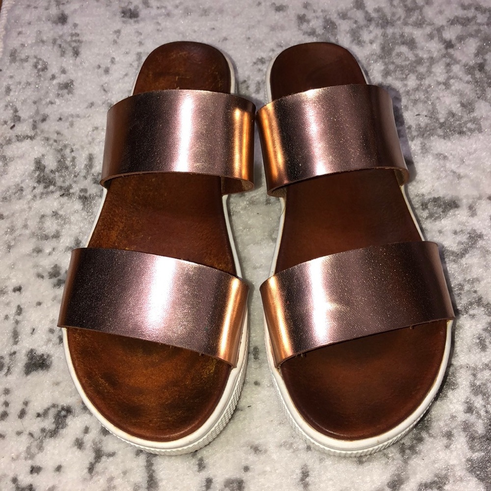 MIA sandals